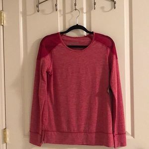 Reebok Exercise Top. Long Sleeve. Mesh Shoulders.